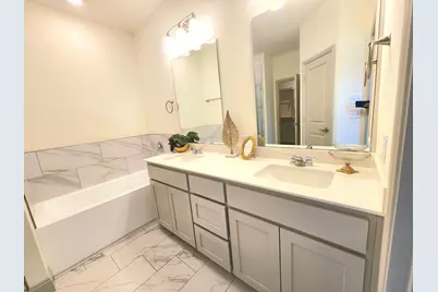 490 Oak Creek Drive, Lavon, TX 75166 - Photo 7