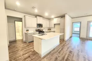 490 Oak Crk Dr, Lavon, TX 75166 - Photo 3