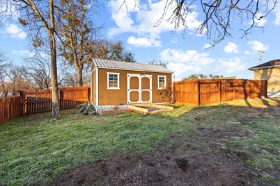 115 D Street, Whitesboro, TX 76273 - Photo 33