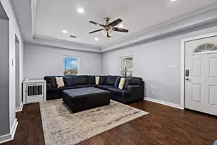 115 D St, Whitesboro, TX 76273 - Photo 5