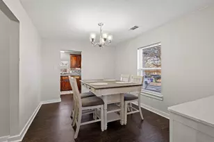 115 D St, Whitesboro, TX 76273 - Photo 7