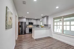 9928 Edmund Dr, Benbrook, TX 76126 - Photo 13