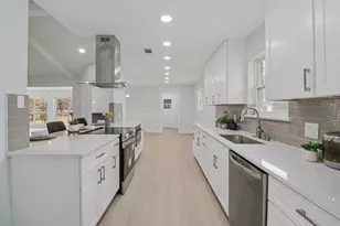 2204 Winewood Ln, Arlington, TX 76013 - Photo 11