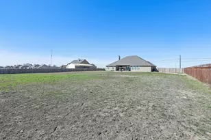 800 Majors Rd, Van Alstyne, TX 75495 - Photo 39