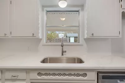 804 Natchez Avenue, Bedford, TX 76022 - Photo 13