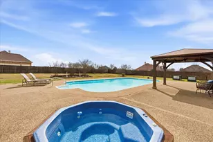 1072 W Secretariat Dr, Terrell, TX 75160 - Photo 33