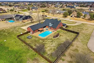 1072 W Secretariat Dr, Terrell, TX 75160 - Photo 9