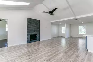 933 Charleston Ct, Bedford, TX 76022 - Photo 11