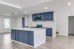 933 Charleston Ct, Bedford, TX 76022 - Photo 5