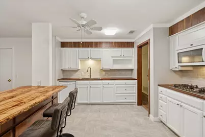 226 Hillcrest Street, Sanger, TX 76266 - Photo 9