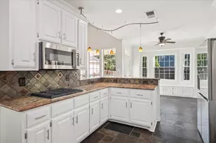 821 Blue Jay Ln, Coppell, TX 75019 - Photo 13