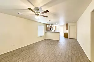 902 N Rusk St, Weatherford, TX 76116 - Photo 5