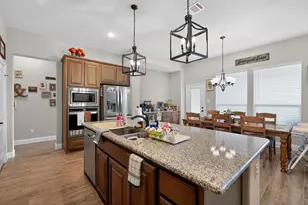 12520 Eagles Bluff, Godley, TX 76044 - Photo 11