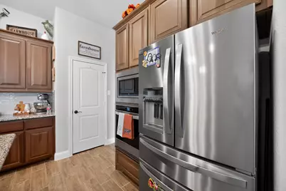 12520 Eagles Bluff, Godley, TX 76044 - Photo 13