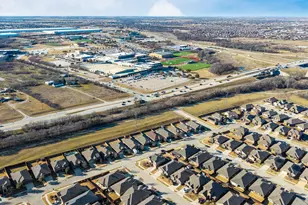 2405 Red Draw Rd, Fort Worth, TX 76177 - Photo 11