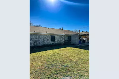 1324 N Creek Drive, Saginaw, TX 76179 - Photo 17