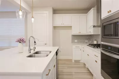 8544 Sand Hill Drive, McKinney, TX 75070 - Photo 9