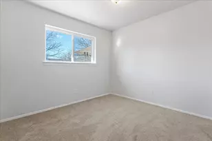 706 N Hunters Glen Cir, Arlington, TX 76015 - Photo 15