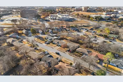 706 N Hunters Glen Circle, Arlington, TX 76015 - Photo 31