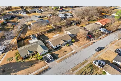 706 N Hunters Glen Circle, Arlington, TX 76015 - Photo 29