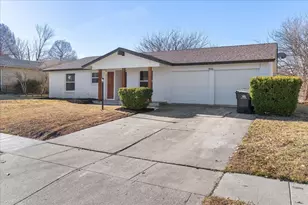 706 N Hunters Glen Cir, Arlington, TX 76015 - Photo 1