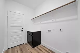 1271 E Myrtle St, Fort Worth, TX 76104 - Photo 25