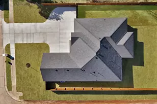 1271 E Myrtle St, Fort Worth, TX 76104 - Photo 29