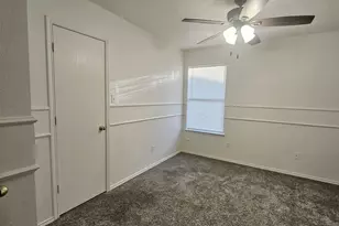 1025 Vaden Ave, Burleson, TX 76028 - Photo 9