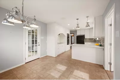 137 E Louella Drive, Hurst, TX 76054 - Photo 17