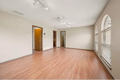 137 E Louella Drive, Hurst, TX 76054 - Photo 21