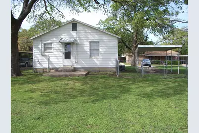 307 W Russell Street, Weatherford, TX 76086 - Photo 9