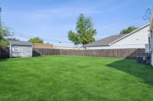 2624 Ryan Ave, Fort Worth, TX 76110 - Photo 37