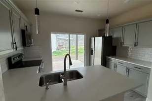 502 W Sanger St, Celeste, TX 75423 - Photo 3