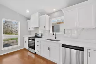 1471 W Kaufman St, Paris, TX 75460 - Photo 13