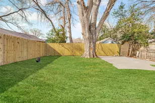 2403 Romine Ave, Dallas, TX 75215 - Photo 17