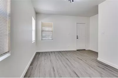 2403 Romine Avenue, Dallas, TX 75215 - Photo 9