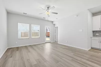 5611 Chasewood Dr, McKinney, TX 75071 - Photo 9