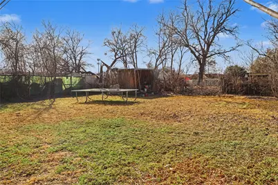 1945 Hemlock Drive, Haltom City, TX 76117 - Photo 39