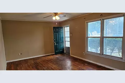 3718 Kendall Lane, Waco, TX 76705 - Photo 5