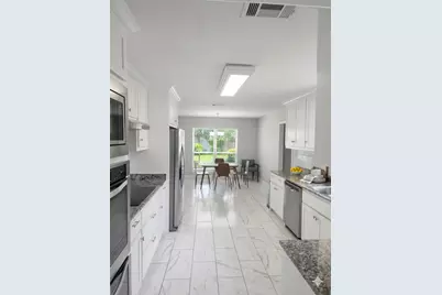 2202 Woodsong Trail, Arlington, TX 76016 - Photo 7