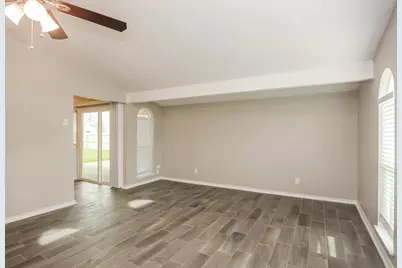 625 Nora Lane, DeSoto, TX 75115 - Photo 3