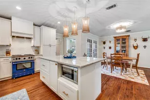 4063 Clover Ln, Dallas, TX 75220 - Photo 9