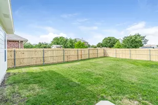 804 Sheryn Dr, Burleson, TX 76028 - Photo 15