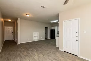 208 Ridgeway Blvd, Weatherford, TX 76086 - Photo 3