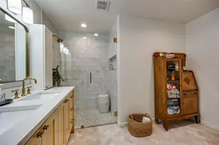 7247 Joyce Way, Dallas, TX 75225 - Photo 19