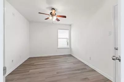 1037 Castle Top Drive, Fort Worth, TX 76052 - Photo 23