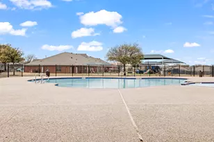 1037 Castle Top Dr, Fort Worth, TX 76052 - Photo 29