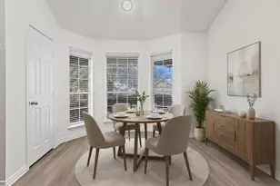 1037 Castle Top Dr, Fort Worth, TX 76052 - Photo 9