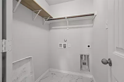 5556 Topwater Trail, Fort Worth, TX 76119 - Photo 11