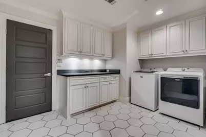 4526 Myerwood Lane, Dallas, TX 75244 - Photo 19